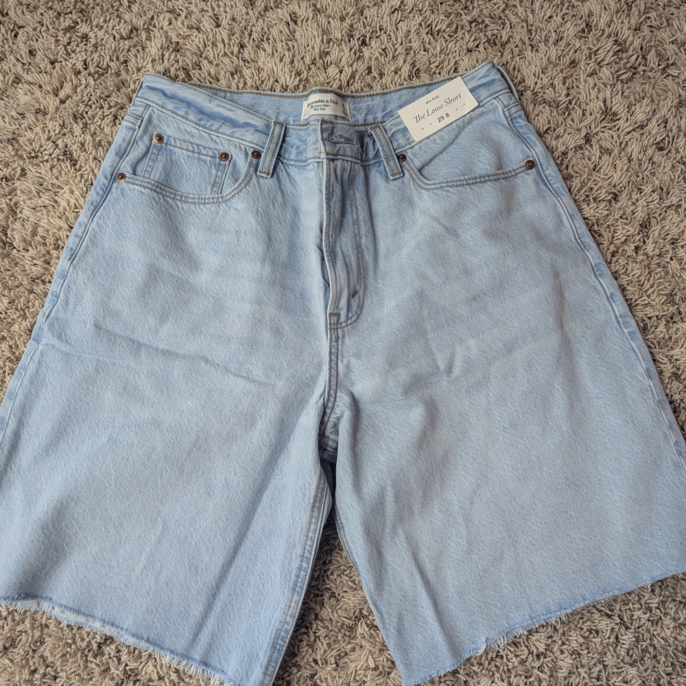 Abercrombie & Fitch Mid Rise Light Blue Shorts